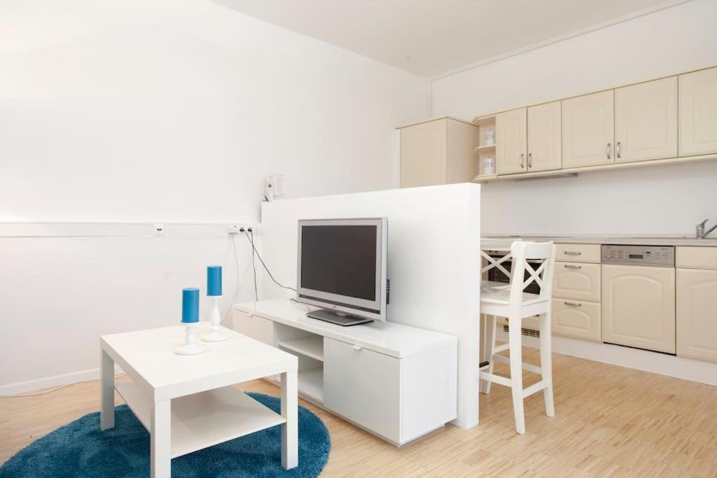 Exclusive 2-Room Souterrain Apartment Nürnberg Exterior foto