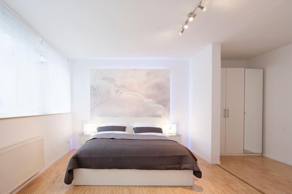 Exclusive 2-Room Souterrain Apartment Nürnberg Exterior foto